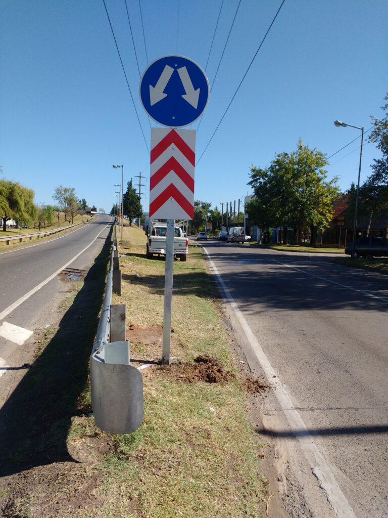 Cartelería vial
